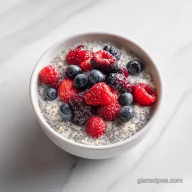 Mixed Berry Overnight Oats in 5 Minutes Recipe Card
