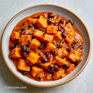 Slow Cooker Sweet Potato Chili Meal Prep